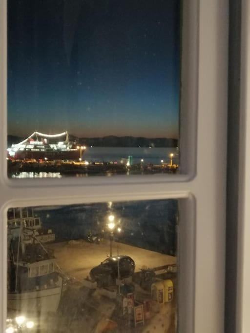 Aegina Port Apt 2-Διαμέρισμα Στο Λιμάνι Της Αίγινας 2 Exterior foto